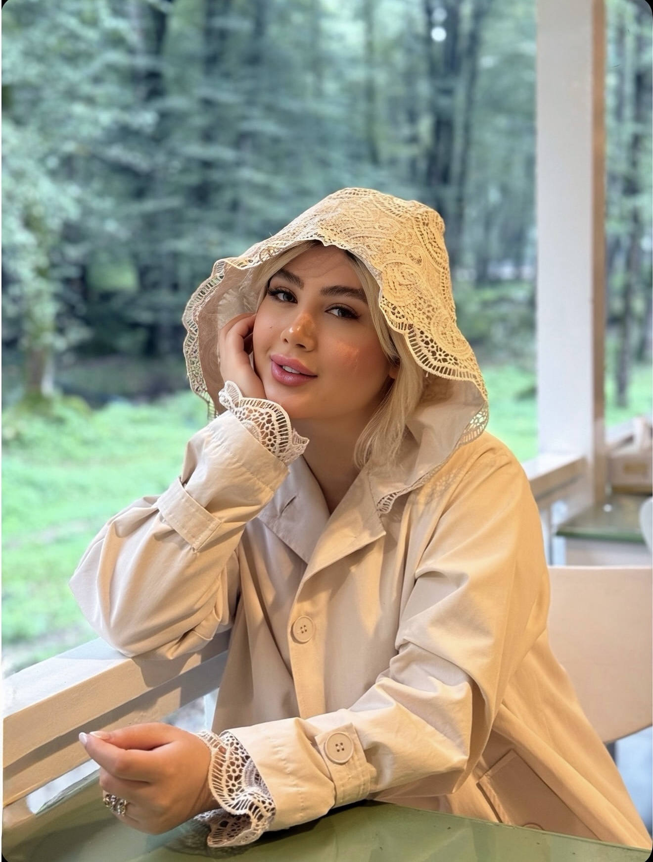 بارونی دانتل کرم