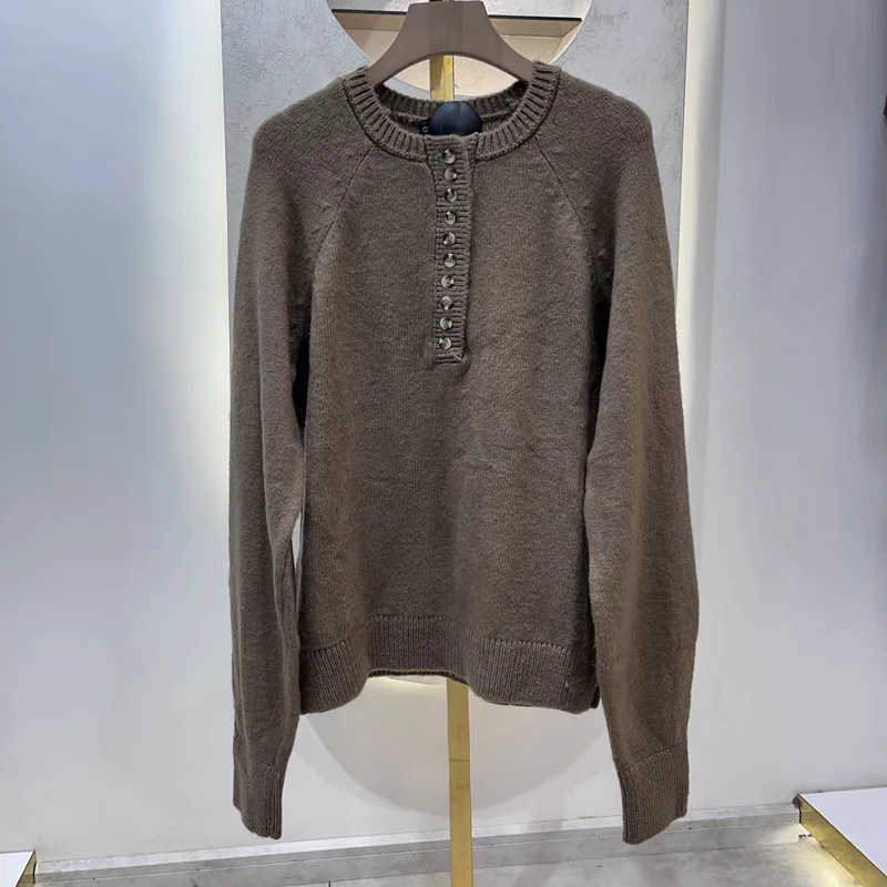 بافت نیم دکمه ساده